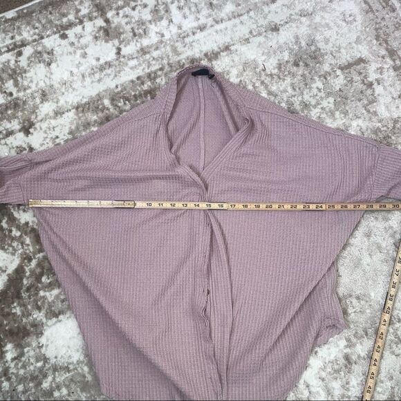 Out From Under Jojo Oversized Thermal Button Top Urban Outfitters lavender SZ L - Picture 6 of 12